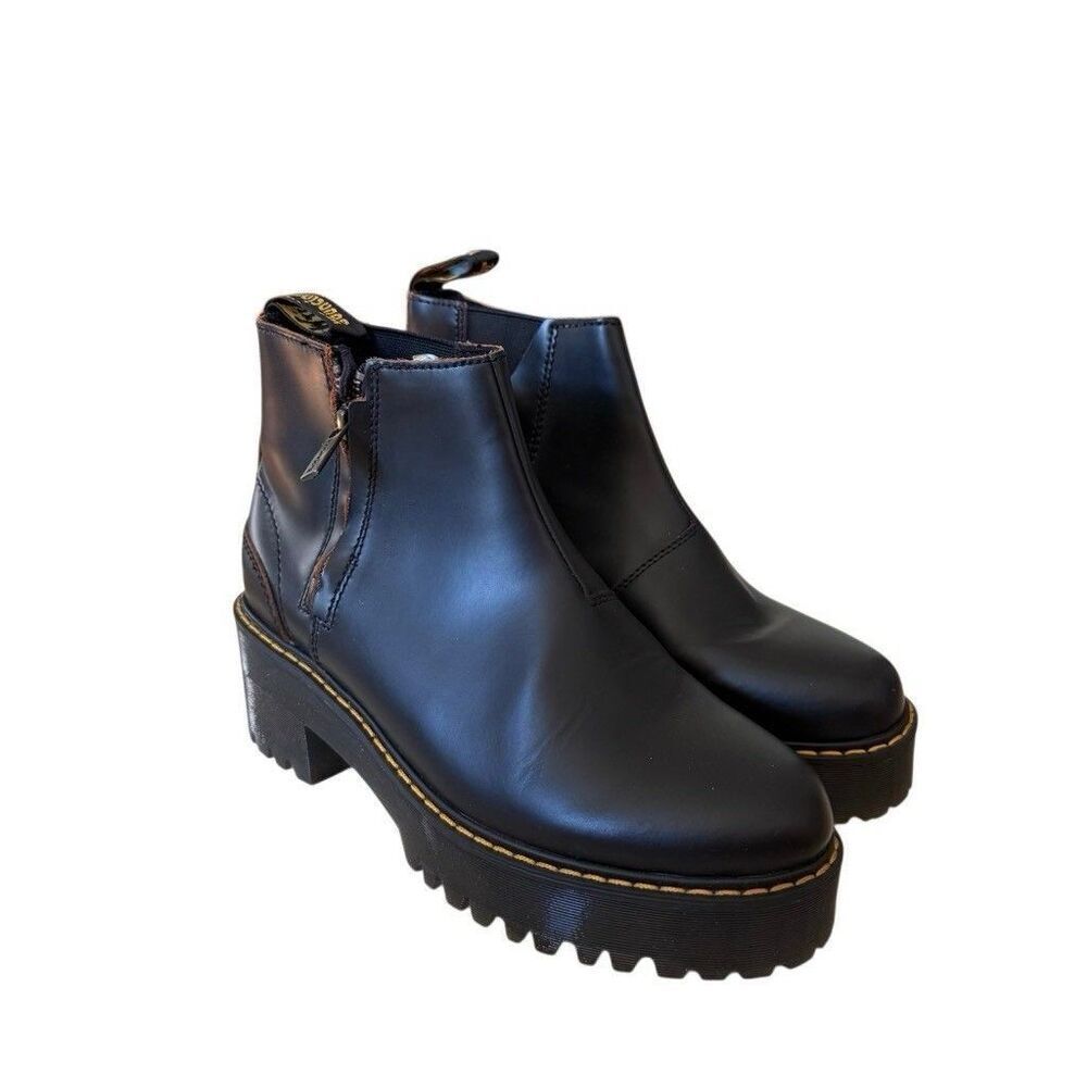 Dr. Martens Rometty II 8 US 6 UK Boots Black Smooth Platform Chunky Zip Heel